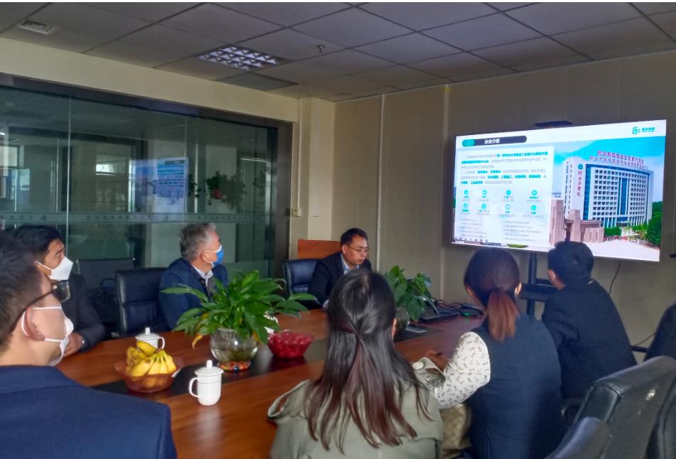 熱烈歡迎新鄉(xiāng)市工商聯(lián)秘書長李秀強(qiáng)一行蒞臨我司指導(dǎo)工作！