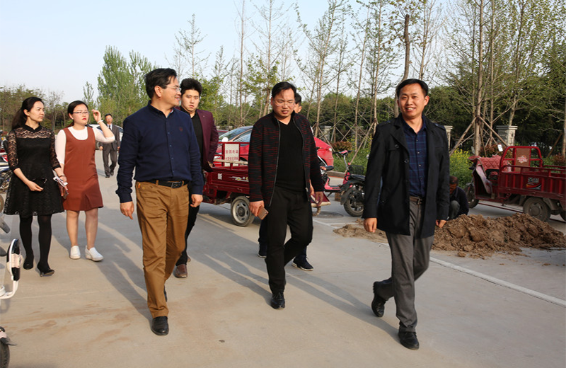 專(zhuān)家考察